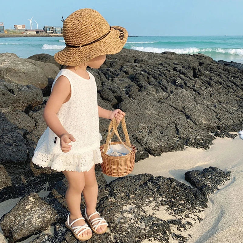 2024 Girls Summer Clothing Sets Hollow Lace Suit Baby Casual Sleeveless T-shirt+Shorts Kids Clothing Sets Baby Clothes Outwear