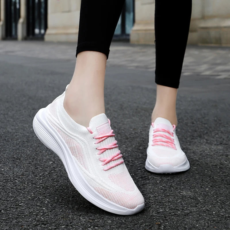 Women's shoes Spring and Autumn designer new flat casual fashion running shoes breathable training sports women43