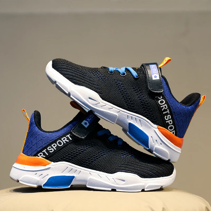 Men's White Sneakers 2025 New Arrival Fashionable Casual Shoes Durable Anti-slip Thick-soled Elevator Comfortable Breathable Eas