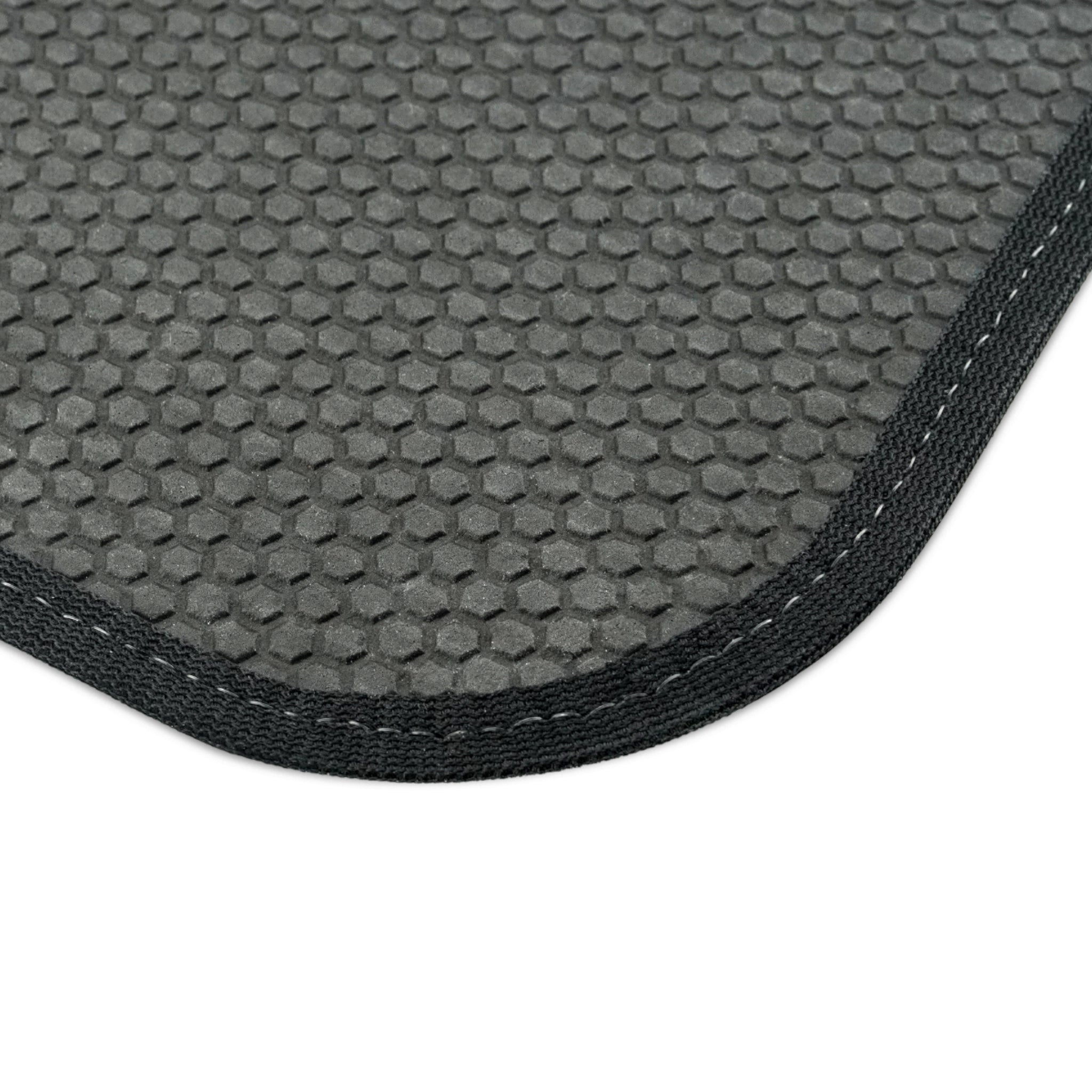 "King Lion" 4 Set Car Floor Mats