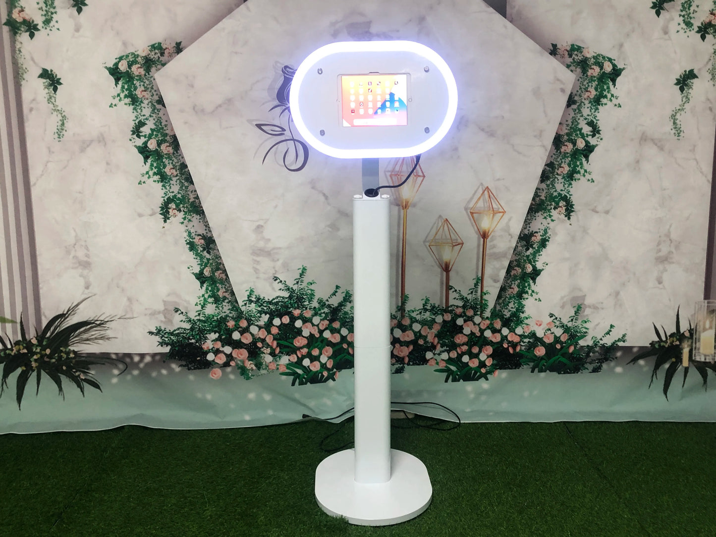 Party Supplies Light Weight Photo Booth Ipad for Wedding and Event Portable Selfie Photo Booth Machine With Bright Light