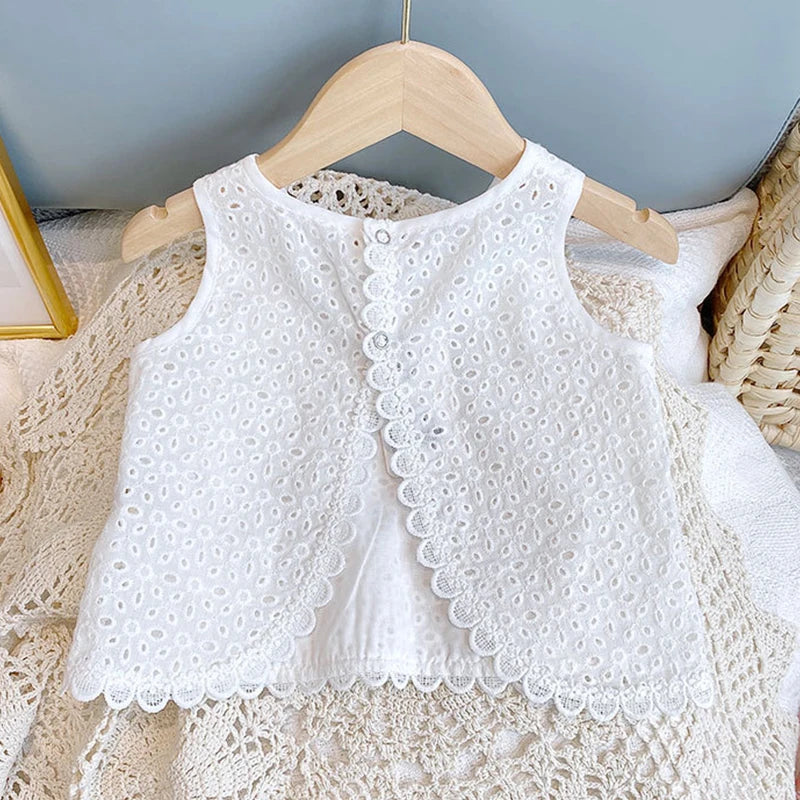 2024 Girls Summer Clothing Sets Hollow Lace Suit Baby Casual Sleeveless T-shirt+Shorts Kids Clothing Sets Baby Clothes Outwear