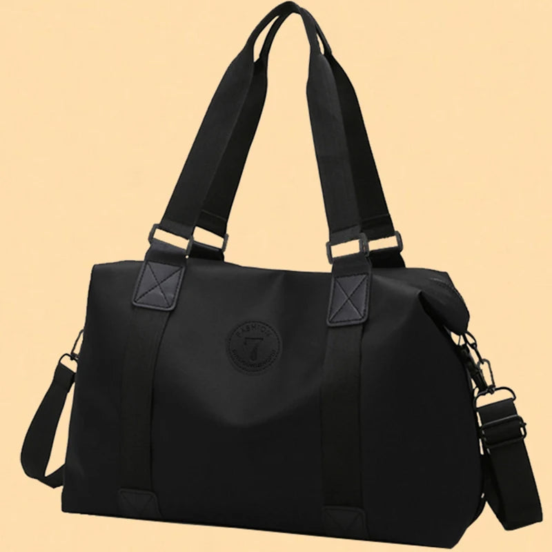 Leisure travel luggage bag