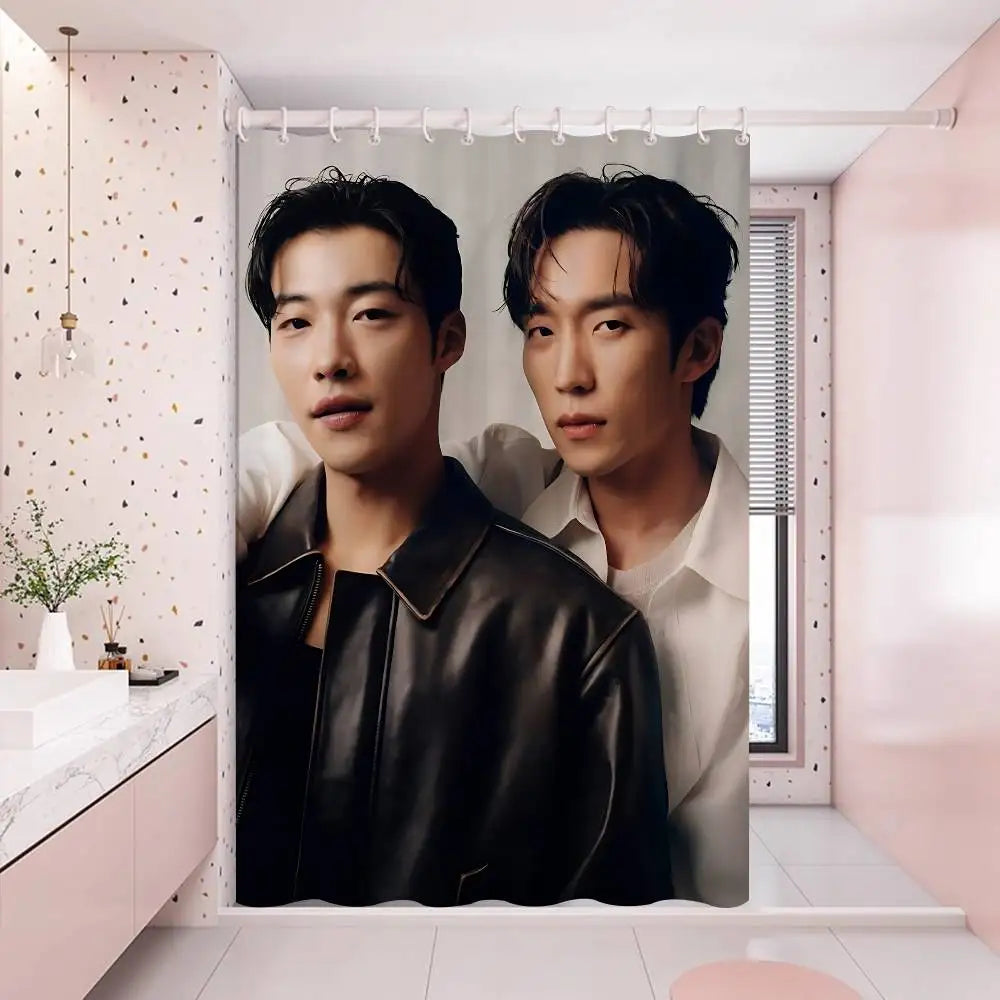 Classic B-bloodhounds Movie Simple Bathroom Shower Curtain Shielding Partition Shower Curtain Quick Dry Can Be Scrubable Light